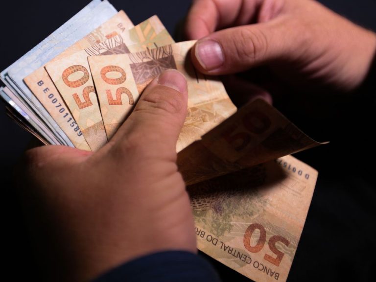Lei de Diretrizes Orçamentárias (LDO) para 2023 é sancionada; salário mínimo deve chegar a R$ 1.294