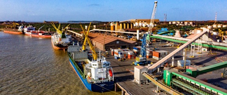 Porto do Itaqui movimenta 33,6 milhões de toneladas de carga.