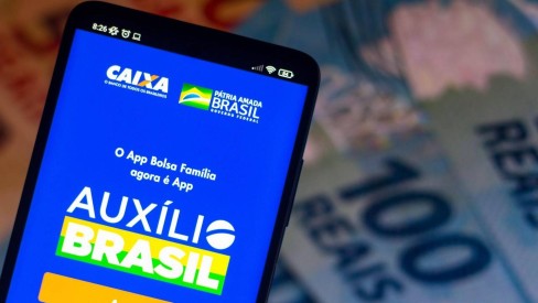 Publicada MP que garante adicional complementar do Auxílio Brasil e do Auxílio Gás