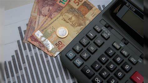 Prévia da inflação oficial recua para 0,21% em abril