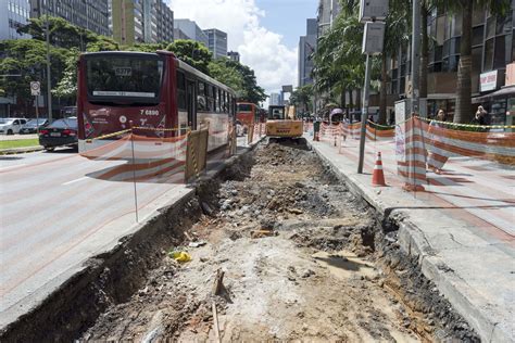 Estudo CNM: mais de três mil Municípios têm obras públicas paralisadas